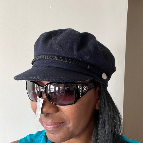 UGA Sunglasses - Picture 5 of 5